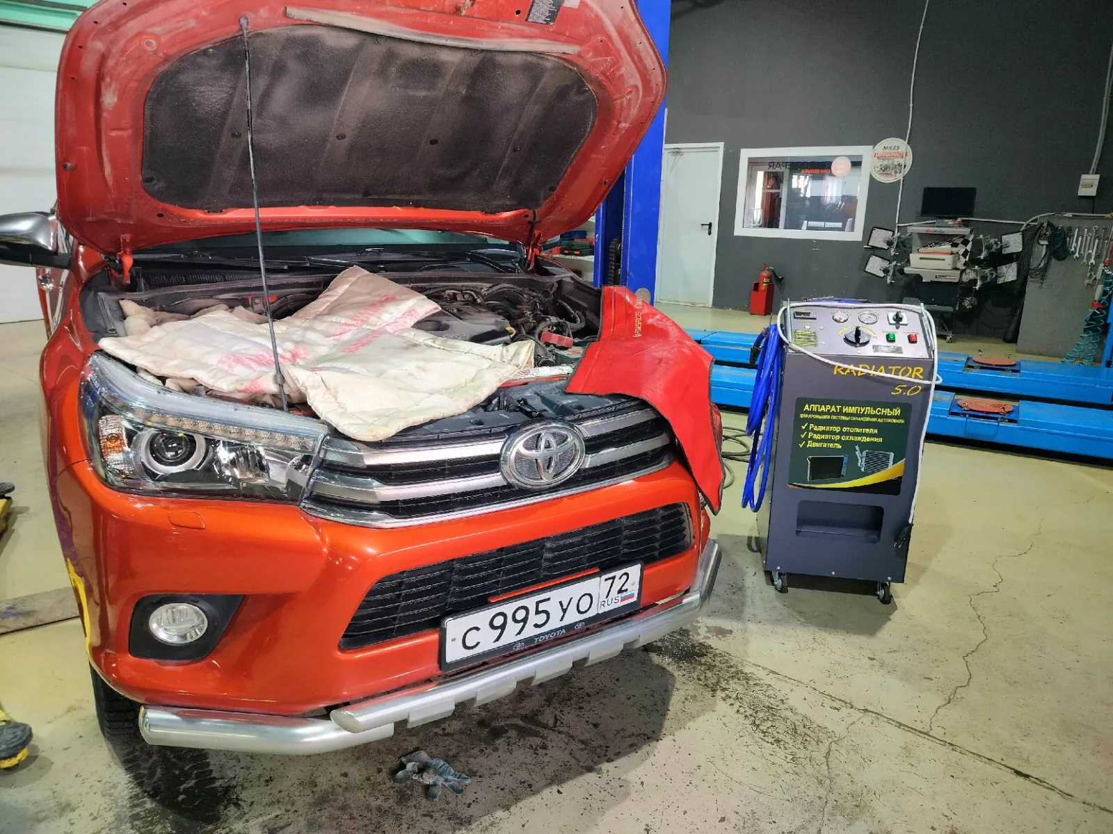 Обслуживание Toyota Hilux
